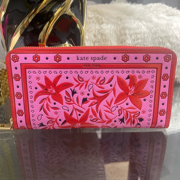 Kate Spade Morgan Bandana Wallet1